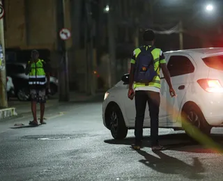 Motoristas relatam medo e constrangimento com atuação de flanelinhas