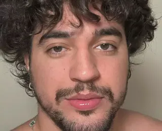 Nattan surpreende ao pagar por beijo em mulher com nanismo