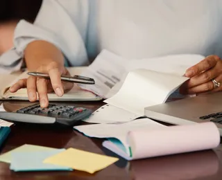 Número de jovens que buscam negociar dívidas cresce 62,1%