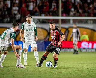 Osvaldo lamenta empate em casa e cobra equilibrio emocional do Vitória