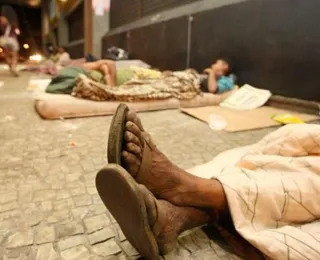 PMs são presos acusados de matar morador de rua com tiros de fuzil