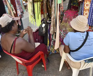 População baiana está ficando cada vez mais feminina, idosa e preta, aponta IBGE