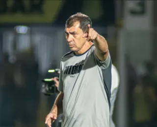 Quem vai ser o maestro? Vitória vive disputa quente pela camisa 10 - Imagem
