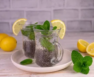 Receita caseira com limão e chia promete eliminar gorduras; conheça