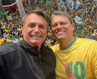 Saiba a possível data para Bolsonaro anunciar Tarcísio como sucessor