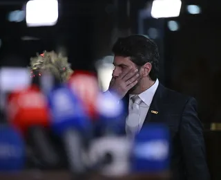 Senadores temem estado de saúde mental de Marcos do Val