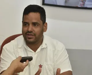 Tássio Brito toma posse como presidente do PT Bahia