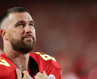 Travis Kelce e Patrick Mahomes são recebidos com festa no Brasil