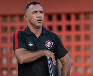 Velho conhecido retorna à comissão técnica do Vitória; veja quem é
