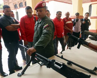 Venezuela alista milhares para lutar contra uma suposta ameaça dos EUA