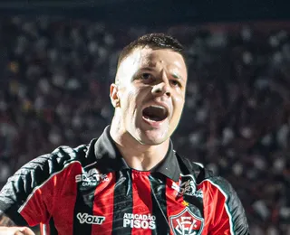 Vitória ainda não venceu quando teve superioridade numérica em 2025