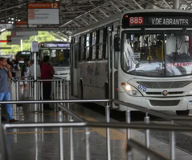 Adeus ônibus antigos: nova frota chegará a Lauro de Freitas e RMS - Imagem