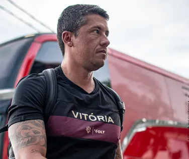 Carpini se pronuncia após demissão no Vitória; saiba o que ele disse - Imagem