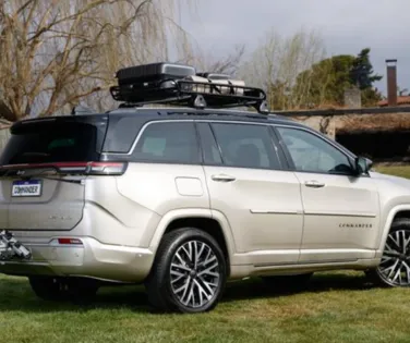 Jeep Commander chega com mais de 40 acessórios oficiais; confira - Imagem