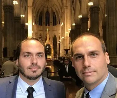 Moraes é acusado por Carlos e Eduardo Bolsonaro de "ordenar assalto" - Imagem