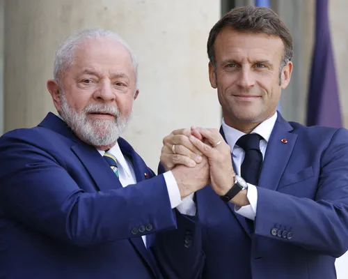 Em meio a tarifaço, França reforça laços com Brasil em trend nas redes - Imagem