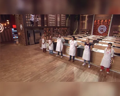 Etapa decisiva: confira quem saiu do Masterchef Brasil - Imagem