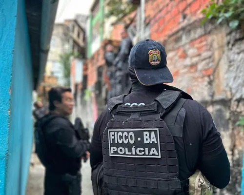 Líder de facção que ordenava ataque a policiais na Bahia é preso em MG - Imagem