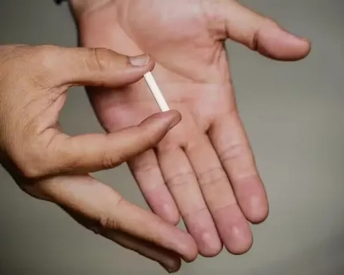 Planos de saúde terão de oferecer implante contraceptivo hormonal - Imagem