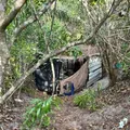 Acampamento de facção com drogas e armas é destruído em Itapuã imagem