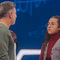 Baiana de 12 anos emociona com história de superação na Globo imagem