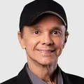 Cantor Netinho se pronuncia sobre condenação de Jair Bolsonaro imagem