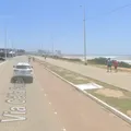 Corpo com marcas de tiros é encontrado dentro de carro na orla de Salvador imagem
