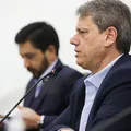 Divisão da direita faz Tarcísio recuar da candidatura à presidência imagem