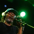 Edson Gomes cantará no Festival Virada Salvador; saiba detalhes imagem
