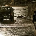Esse filme de suspense da Netflix tem reviravoltas surpreendentes imagem