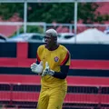 Lesões abrem espaço e goleiro é relacionado após voltar de empréstimo imagem