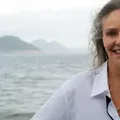 Maria Bethânia homenageou Angela Ro Ro dias antes da morte da cantora imagem