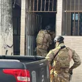Pai faz esposa e filha bebê reféns, mas é preso em Salvador imagem