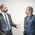 Valdemar barra Eduardo Bolsonaro à presidência: "Vai matar o pai" imagem