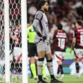 Vitória amarga jejum fora de casa e acumula recordes negativos em 2025 imagem