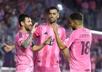 Campeão do mundo e lenda do Barcelona anuncia aposentadoria imagem