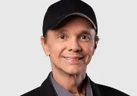 Cantor Netinho se pronuncia sobre condenação de Jair Bolsonaro imagem