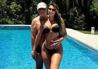 Clara Brasil ignora haters sobre diferença de idade com Marco Polo imagem