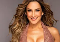 Claudia Leitte rebate críticas sobre cantar no Carnaval sendo evangélica imagem
