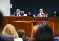 Dino provoca Fux sobre 'dormida' em ato bolsonarista de 2021