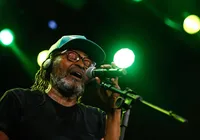 Edson Gomes cantará no Festival Virada Salvador; saiba detalhes imagem