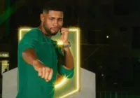 “Enquanto eles falam, eu treino”: Hebert promete dez rounds sorrindo imagem