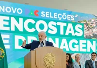 'Estamos precisando dar uma lição nesse país', diz Lula ao detonar PEC