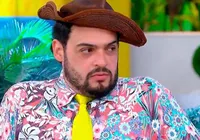 Humorista revela luta contra alcoolismo: "24 garrafas em 2 horas" imagem