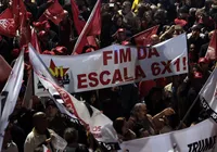 Ministro cobra mobilização popular para aprovar fim da 'cruel' escala 6x1