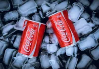 Passageiros de ônibus vão ganhar Coca-Cola gelada toda sexta-feira