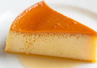 Pudim mágico com 3 ingredientes: veja receita da sobremesa fácil de fazer
