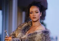 Rihanna dá à luz a sua primeira menina; veja foto da bebê imagem