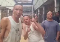 Vídeo com detentos aguardando Bolsonaro na prisão viraliza; assista imagem