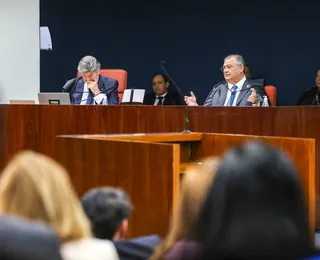 Dino provoca Fux sobre 'dormida' em ato bolsonarista de 2021